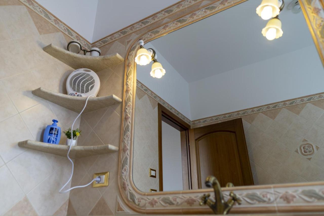 Grotta Del Monaco Bed & Breakfast Pedara Exterior photo