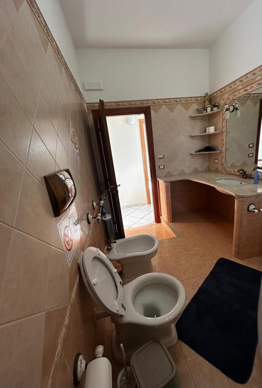 Grotta Del Monaco Bed & Breakfast Pedara Exterior photo